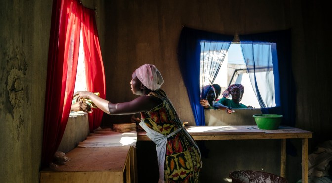 Lees Waxul (Yoro Mbaye) Senegal, France, Belgium